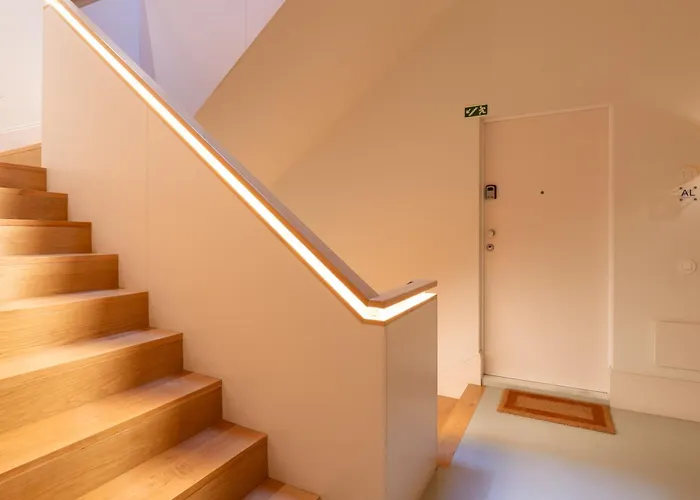 Host Wise - Modern Stuning Flat W Prime Location Appartement