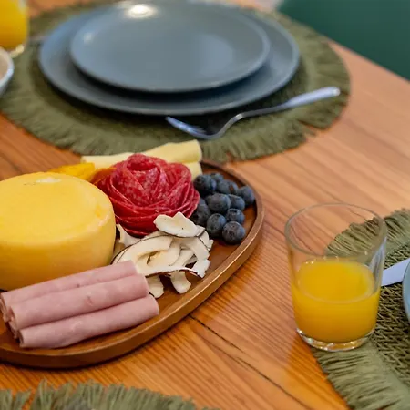 Host Wise - Modern Stuning Flat W Prime Location * Oporto