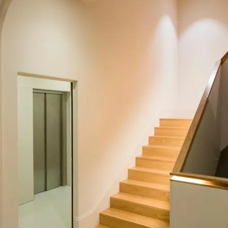 Host Wise - Modern Stuning Flat W Prime Location Daire