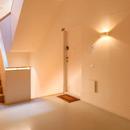 Host Wise - Modern Stuning Flat W Prime Location Oporto