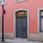 Host Wise - Modern Stuning Flat W Prime Location *