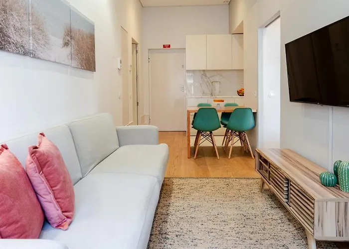 Host Wise - Modern Stuning Flat W Prime Location Daire Porto