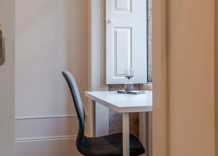 Host Wise - Modern Stuning Flat W Prime Location Daire